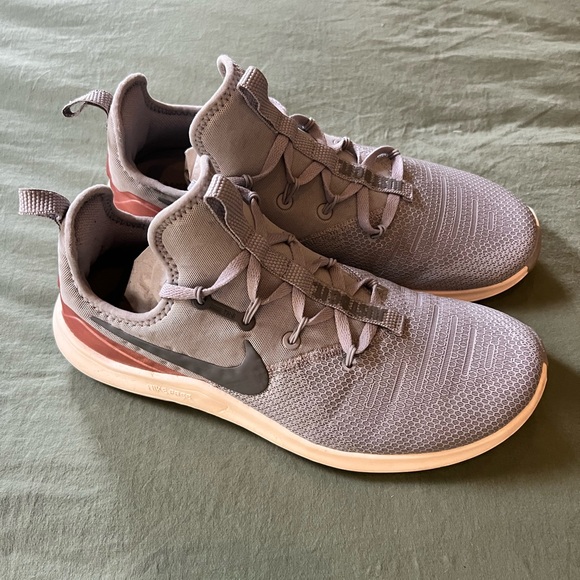 Nike Free running shoes size 9 - Picture 4 of 7